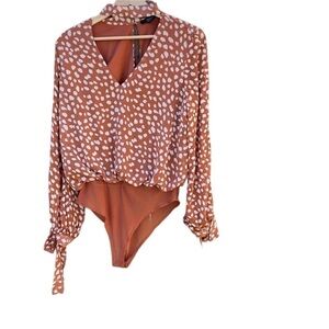 Forever 21 women's large burning orange and cream bodysuit blouse